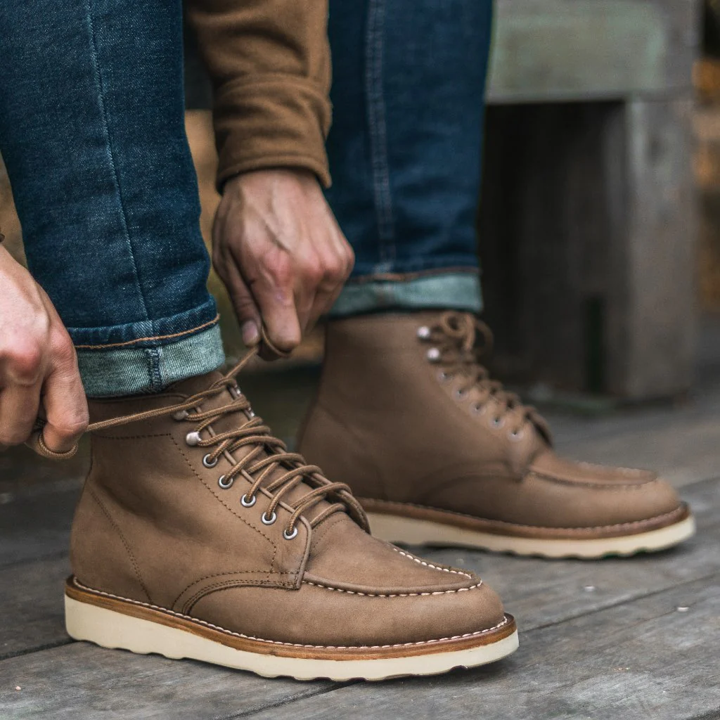 Thunderbolt Traverse Boots