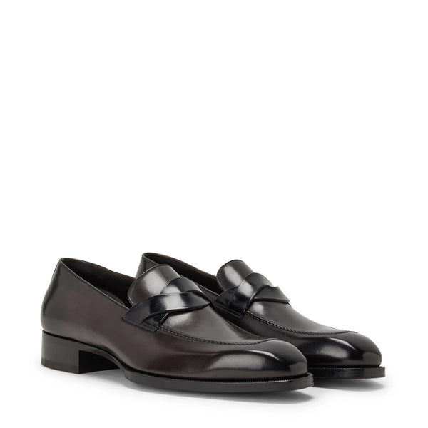 twist detail burnished leather loafers