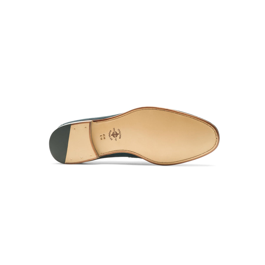Navy suede Utilizes Classic Penny Loafer