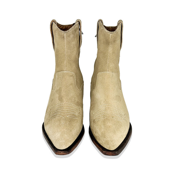 Lanzamiento Tubo Cowboy Boots