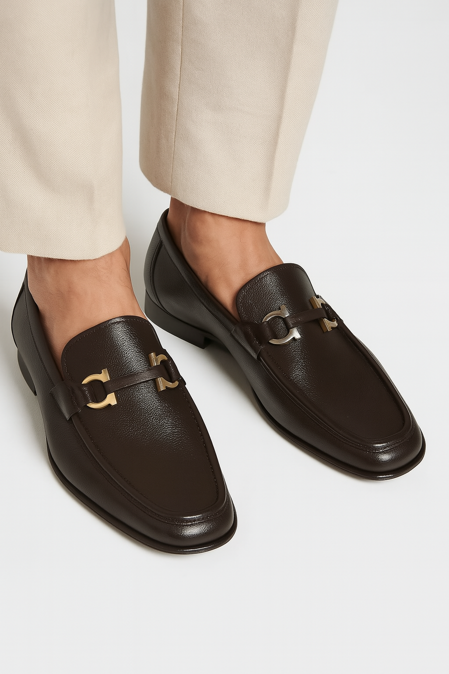 Classic Leather Horsebit Buckled Loafer for Men
