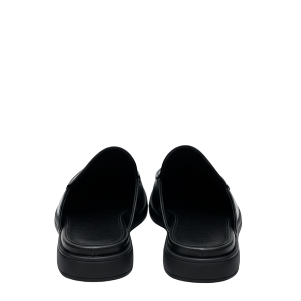 Classic Textured Pebble Leather Mule