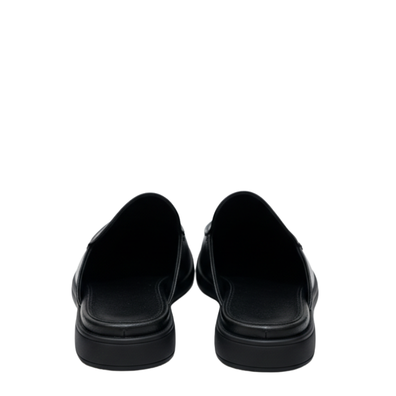 Classic Textured Pebble Leather Mule