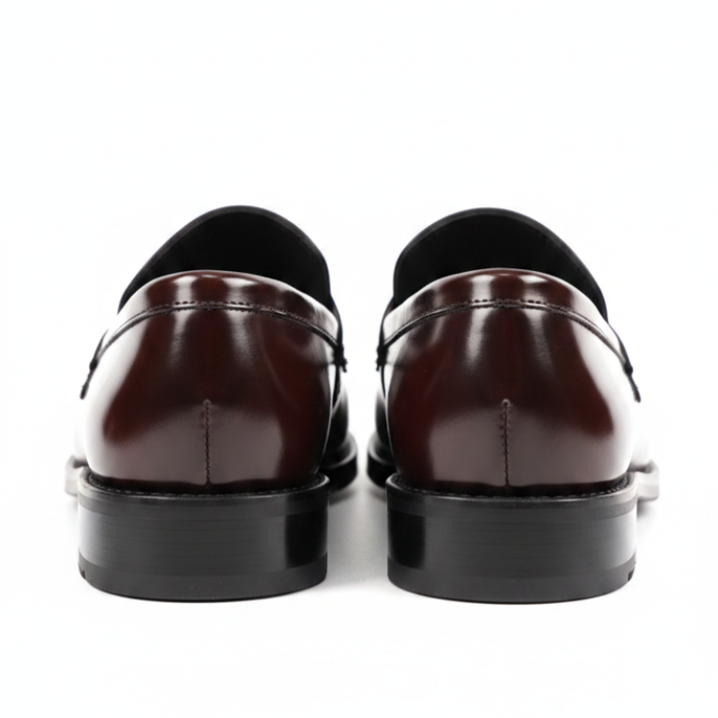 Classic Majesty MocäóïToe Penny Strap Loafers