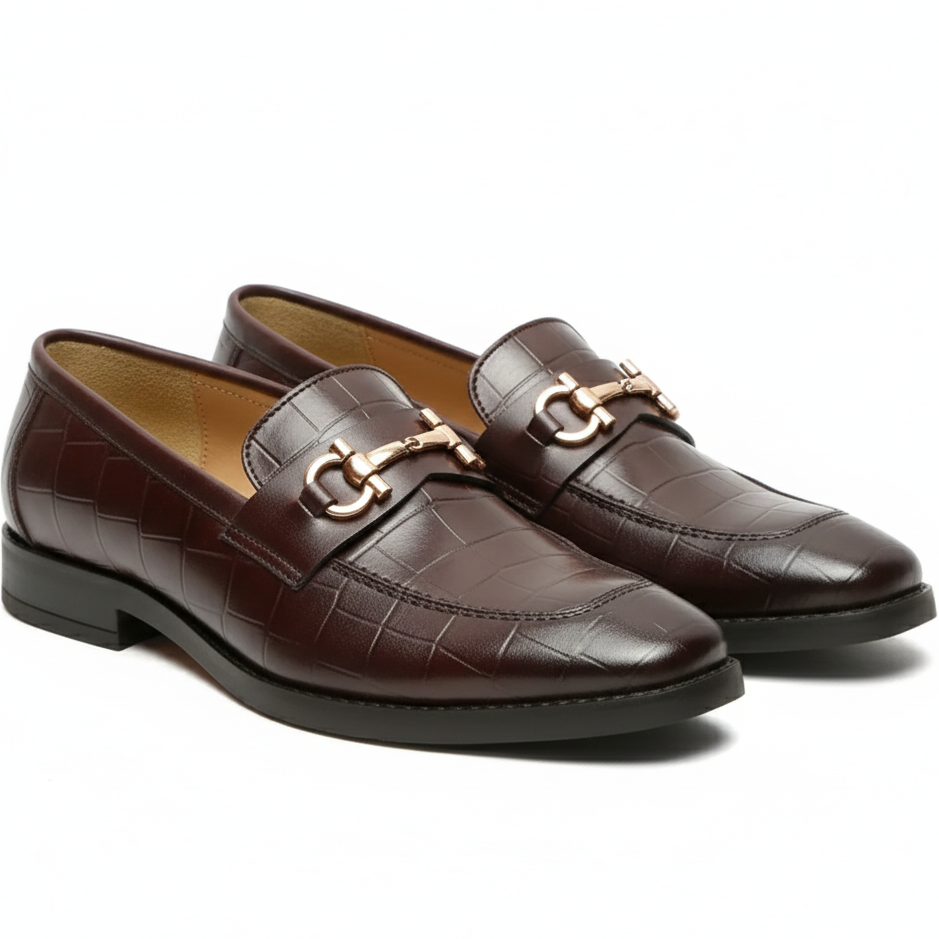 Men Solid Leather Horsebit Buckled Loafer