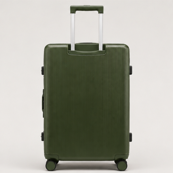 Luxury Ribbed Hard-Shell Cabin Trolley Bag
