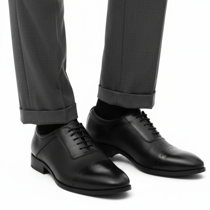 Men Textured Leather Oxford Shoes
