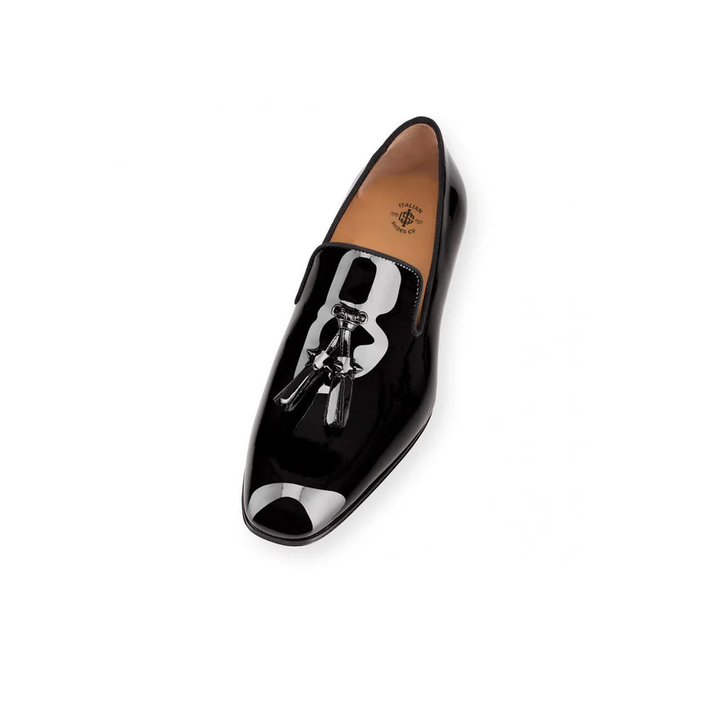 Patent Leather Round Toe Loafers in Tassel Detailing