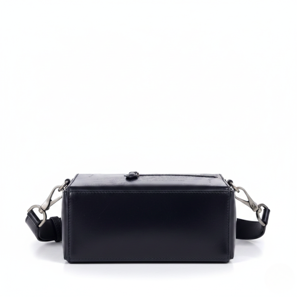 Scritto Italian Regal Travel Messenger