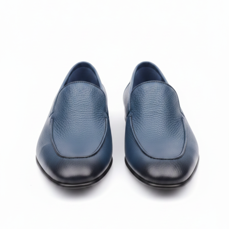 Smooth slip‑on silhouette Gradient Luxe Loafers