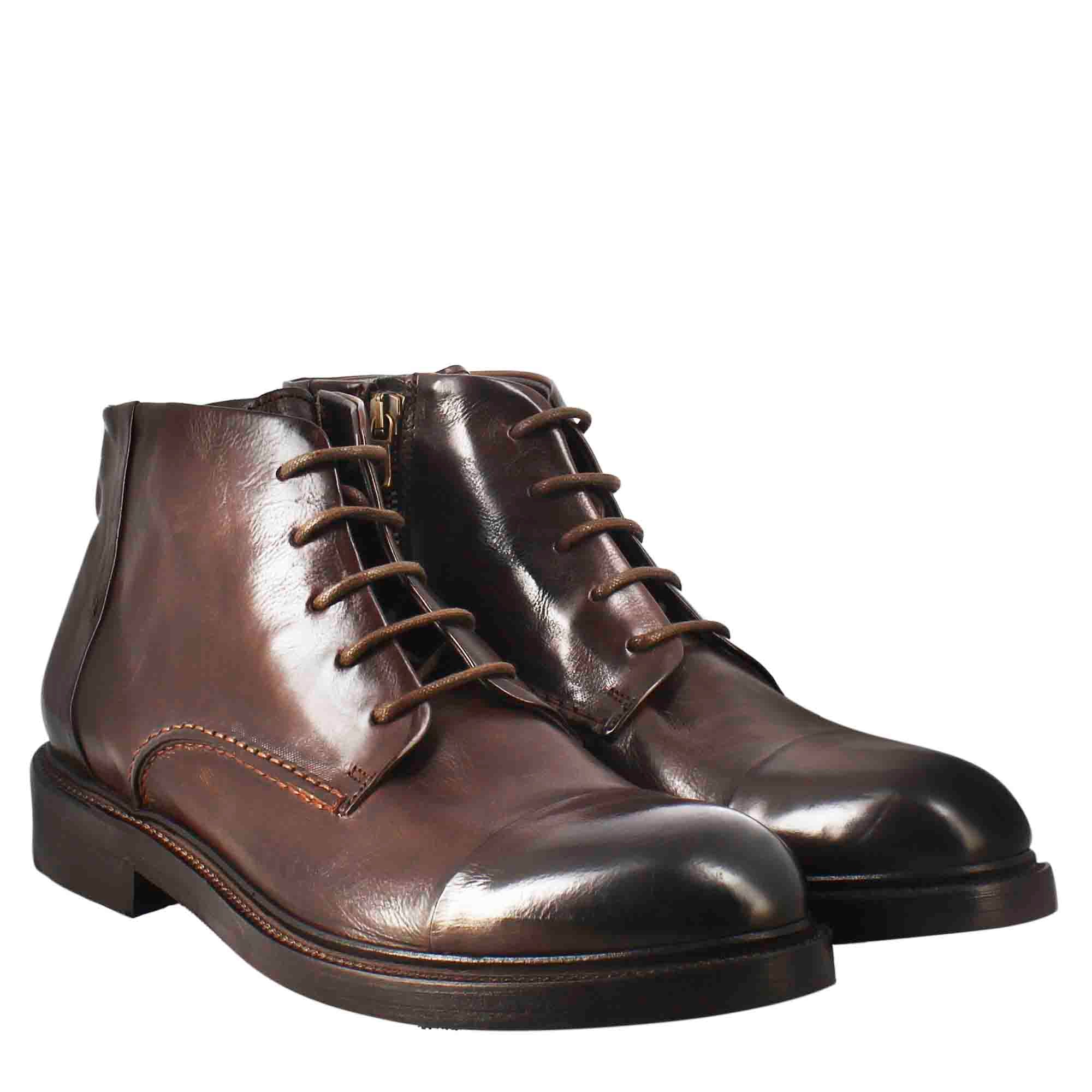 Medium diver men's amphibious boot in washed leather