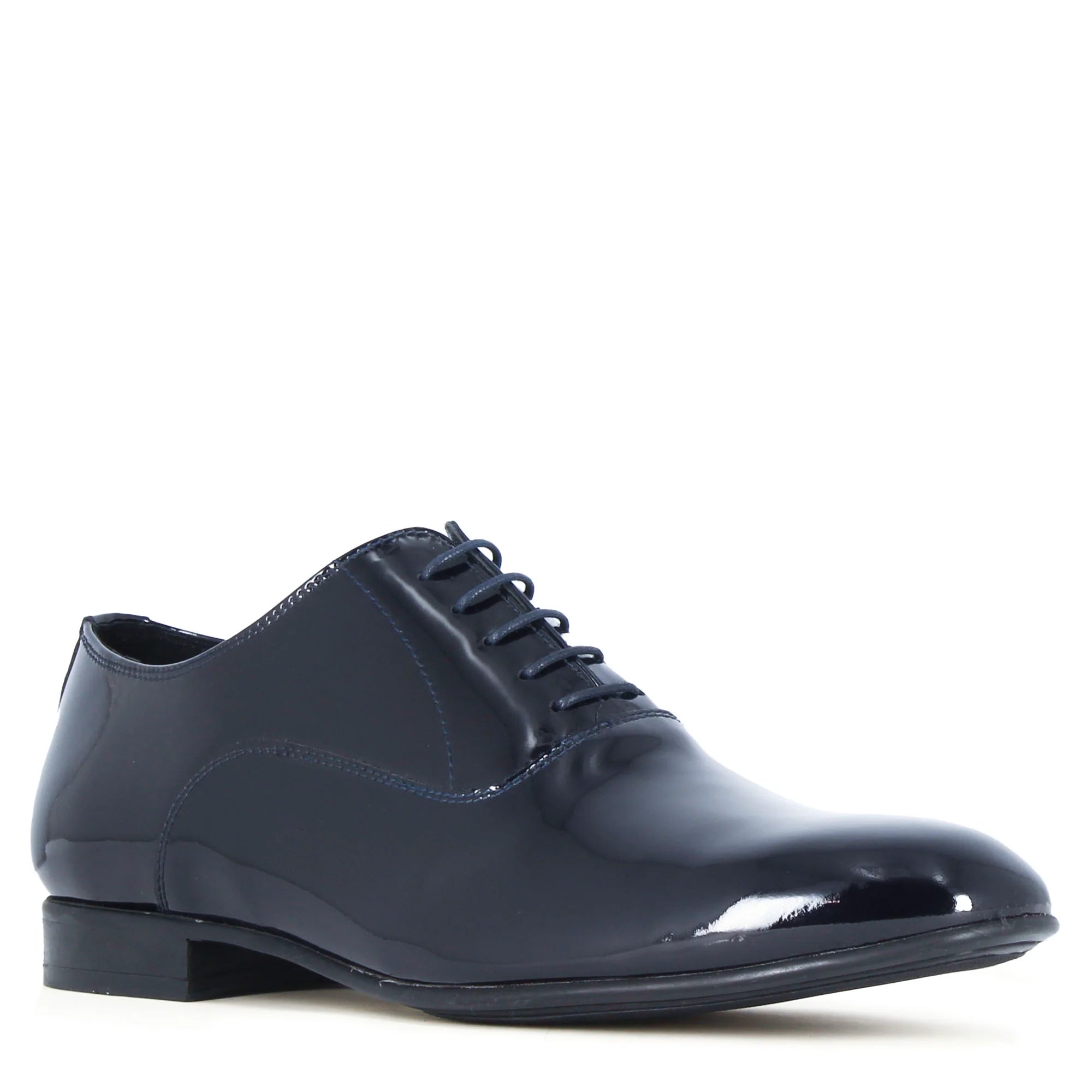 Elegant Brogues in Blue Patent Leather