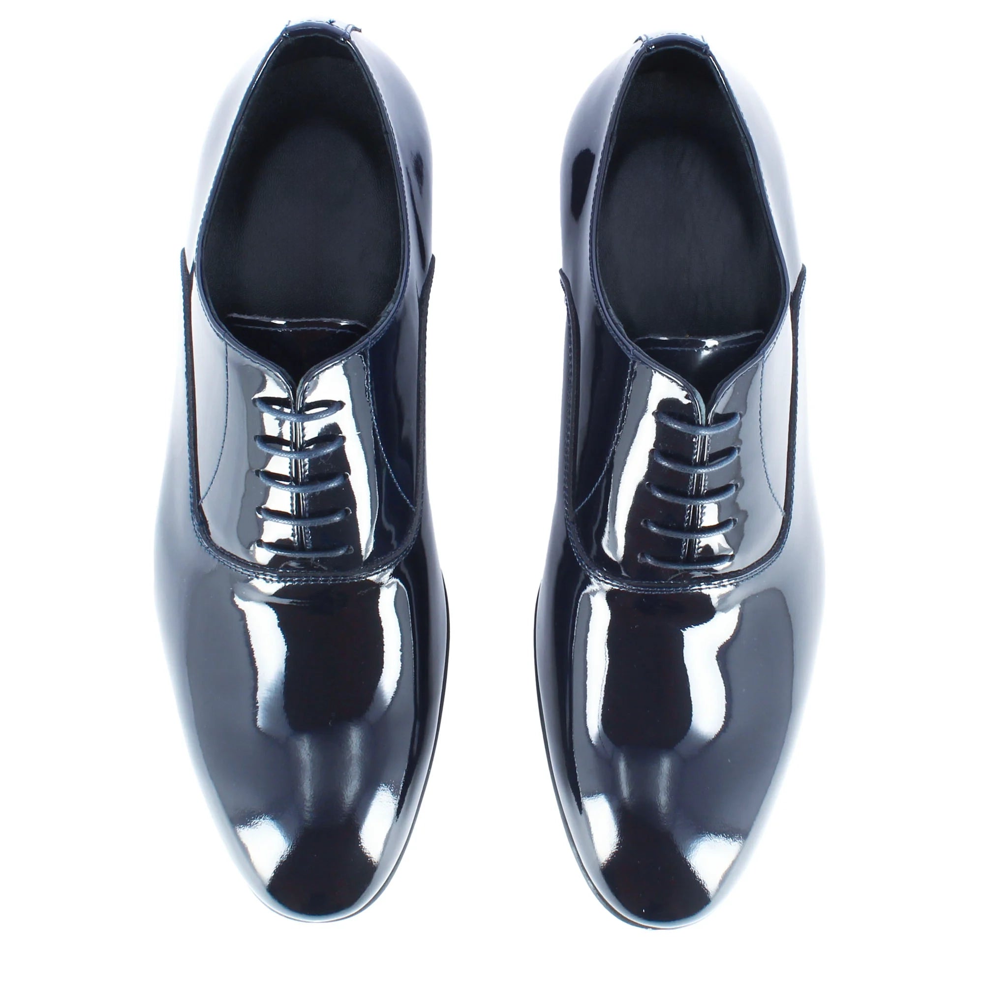 Elegant Brogues in Blue Patent Leather