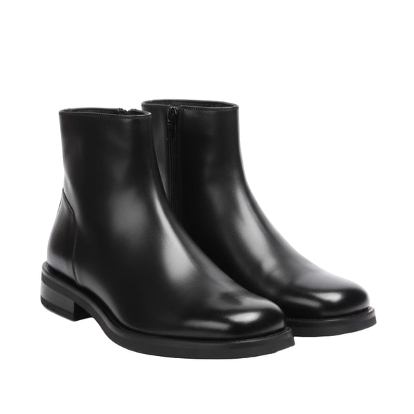 Classic Leather Ankle Chelsea Boots