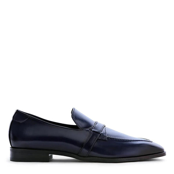 Classic Design Polished Shiny Leather Loafer