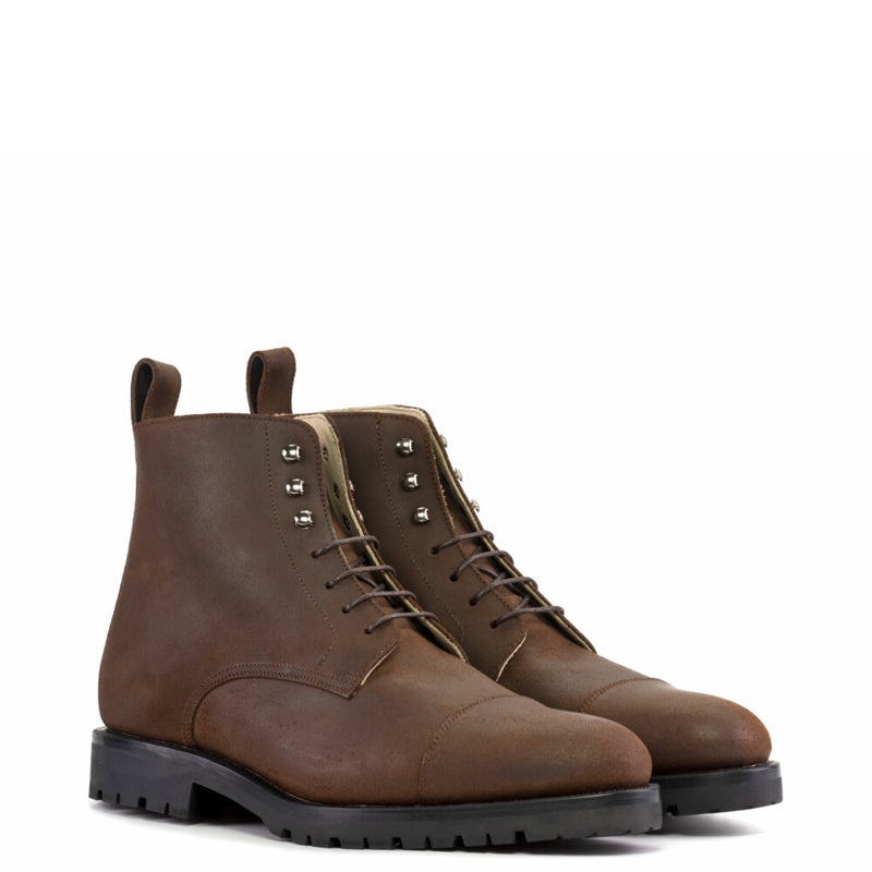 Classic Cap Toe Jumper Boot Brown