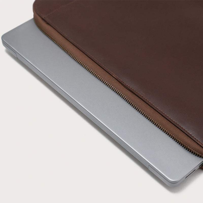 The Baxter Leather Brown Laptop Sleeve
