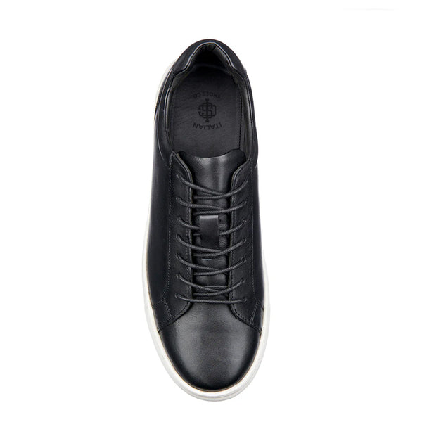 Classic Casual Leather Sneaker