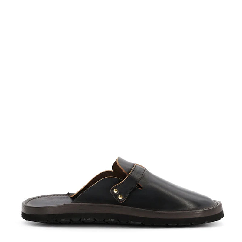 Buckle Clogs Slit Sandal Tan