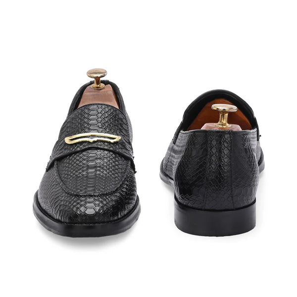 Men Textured Premium Solid Leather Formal Loafers