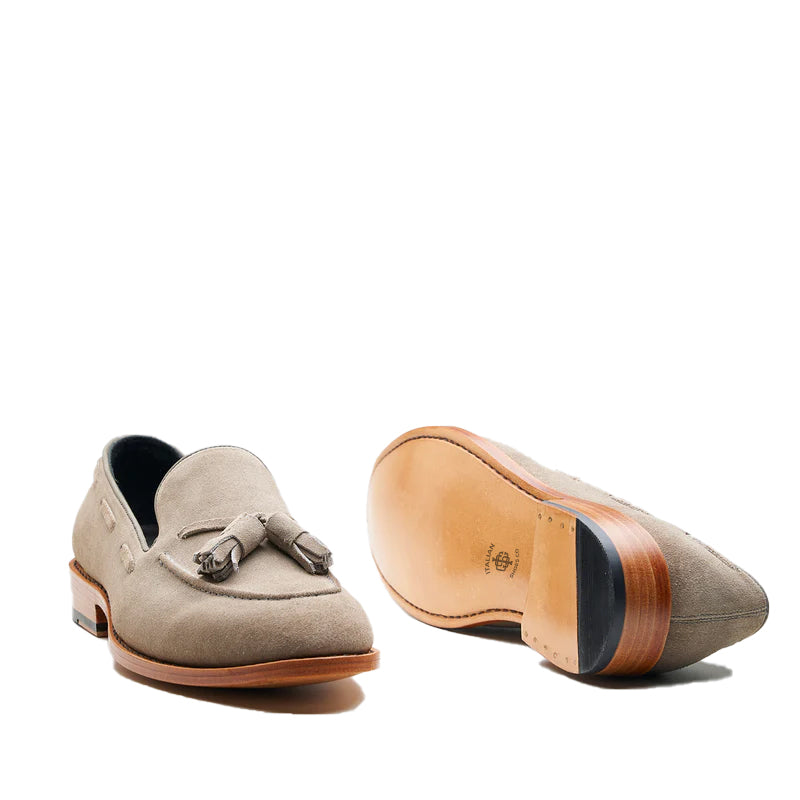 Men Classic Suede Leather Tassel Beige Loafer