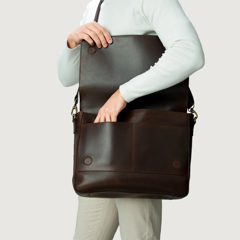 Carismatico Leather Messenger Brown Bag For Men
