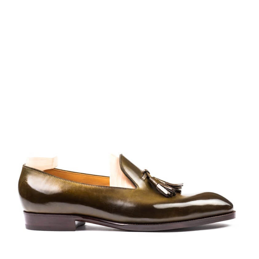 Plain Round Toe Leather Tassel Loafer