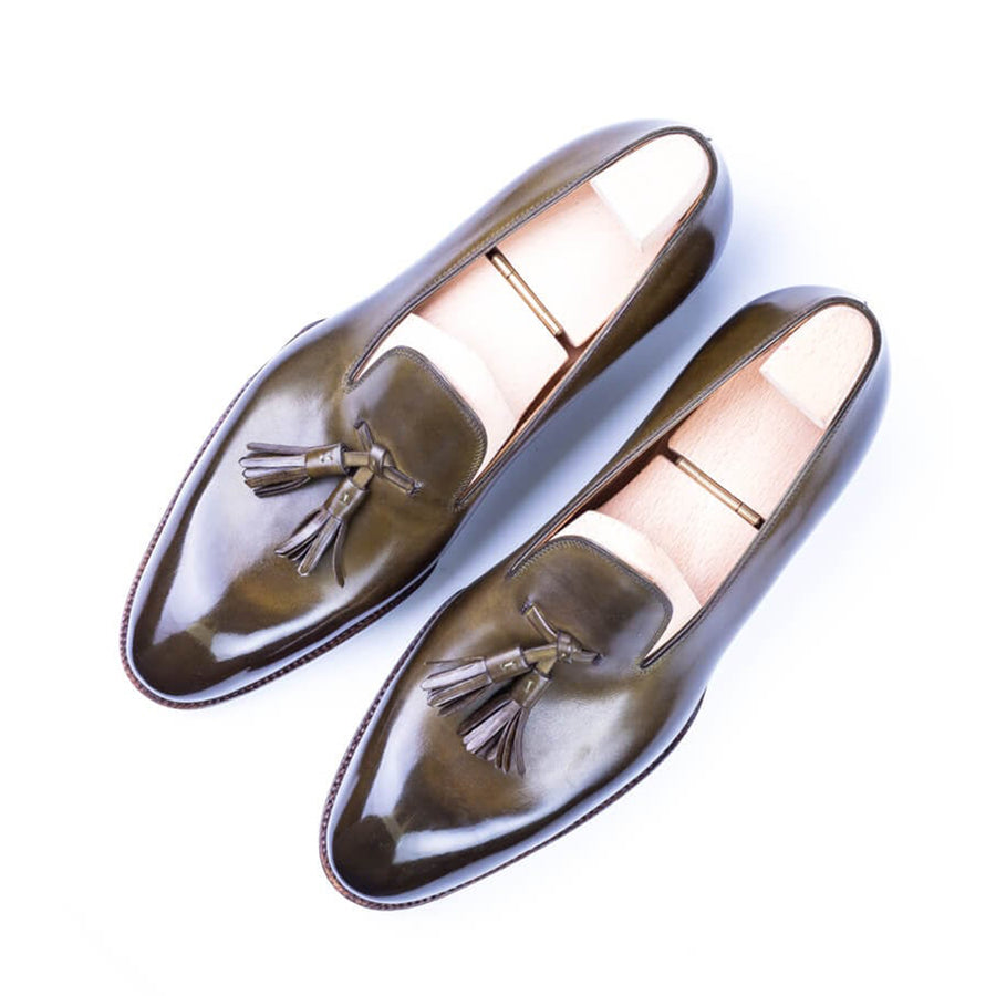 Plain Round Toe Leather Tassel Loafer