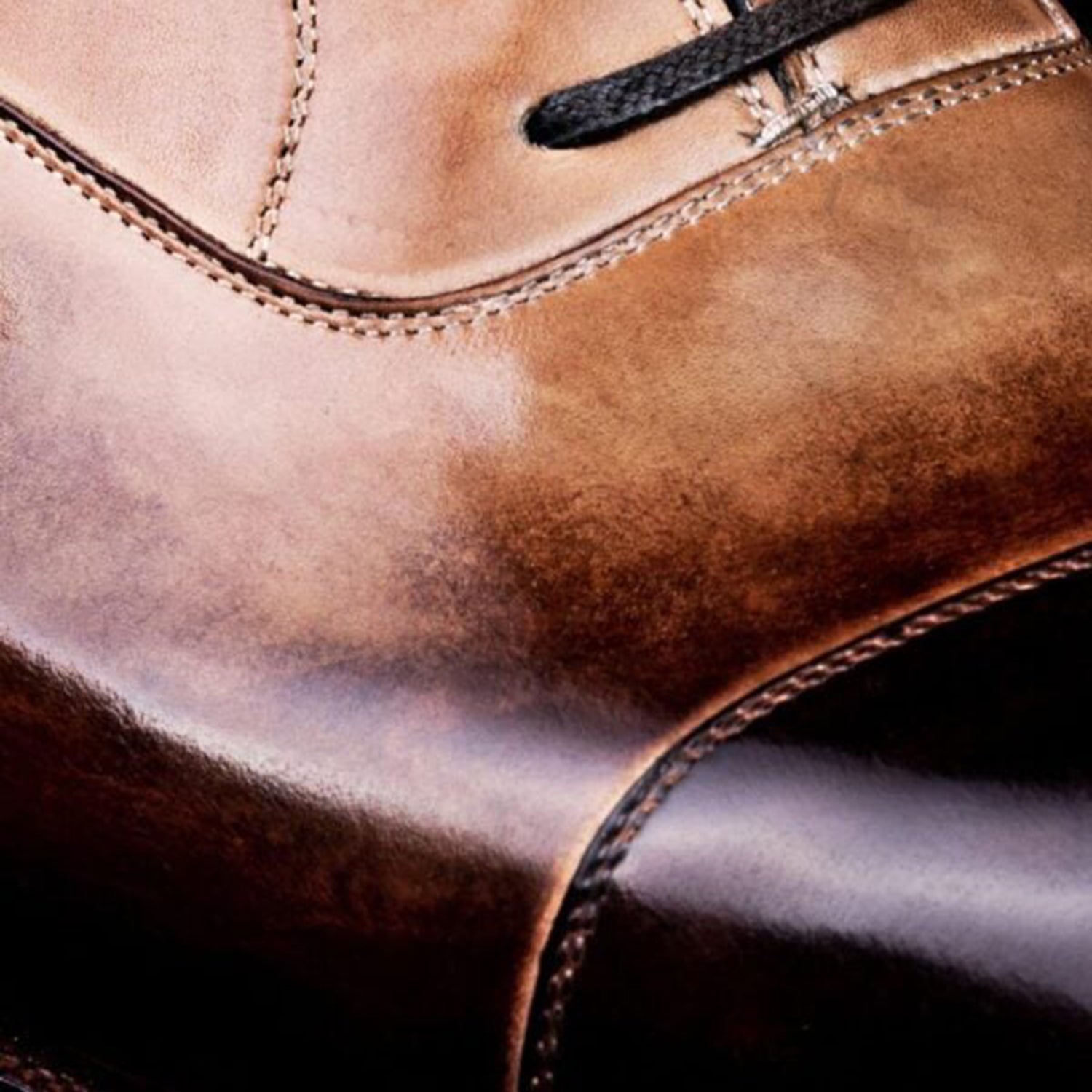Classic Handmade Shiny Leather Oxford Shoe