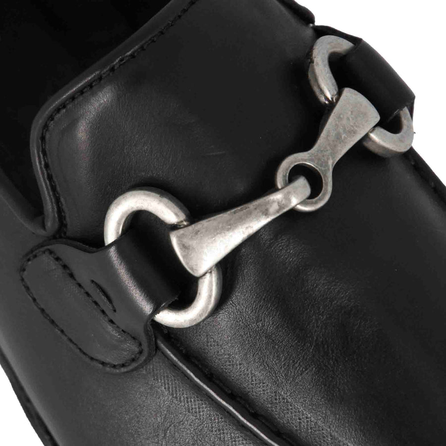 Men's black leather moccasin