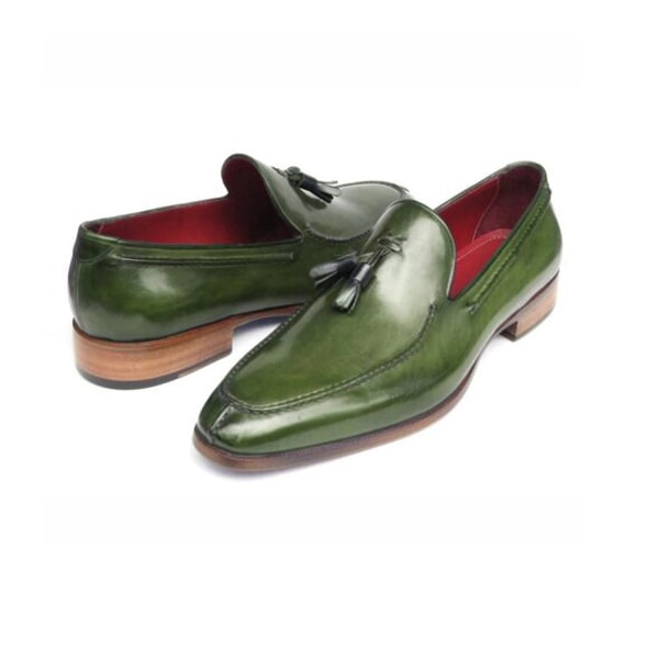 Tassel Leather Loafer in Elegant