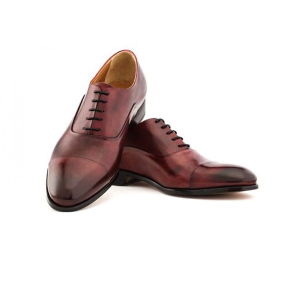 Captoe Leather Lace-Up Oxford Shoes