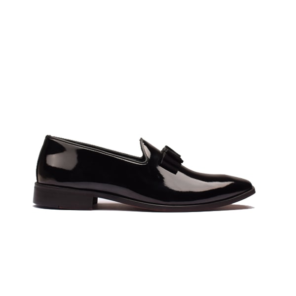 Classic Design Shiny Black Slip On Shoes 6/40 / Black / Leather