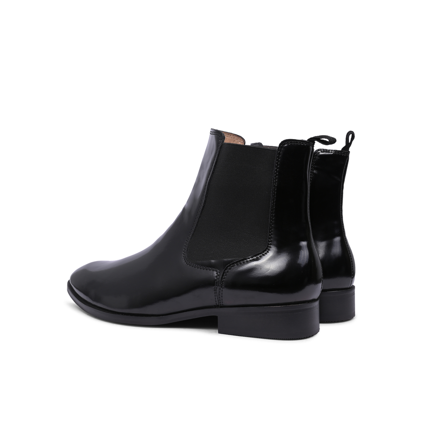 LushLoom Boots