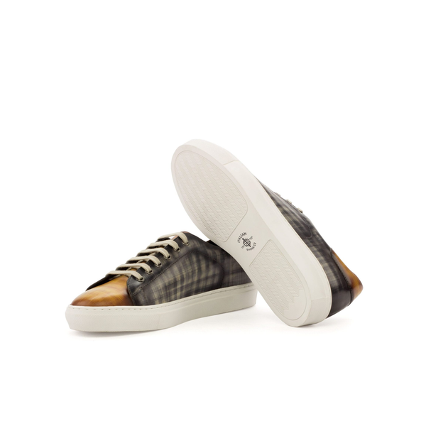 Heriberto Hood Sneakers