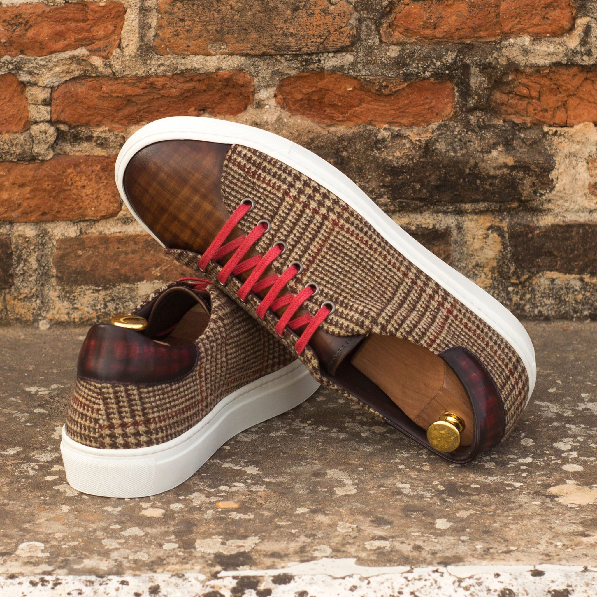 Morris Cantu Sneakers