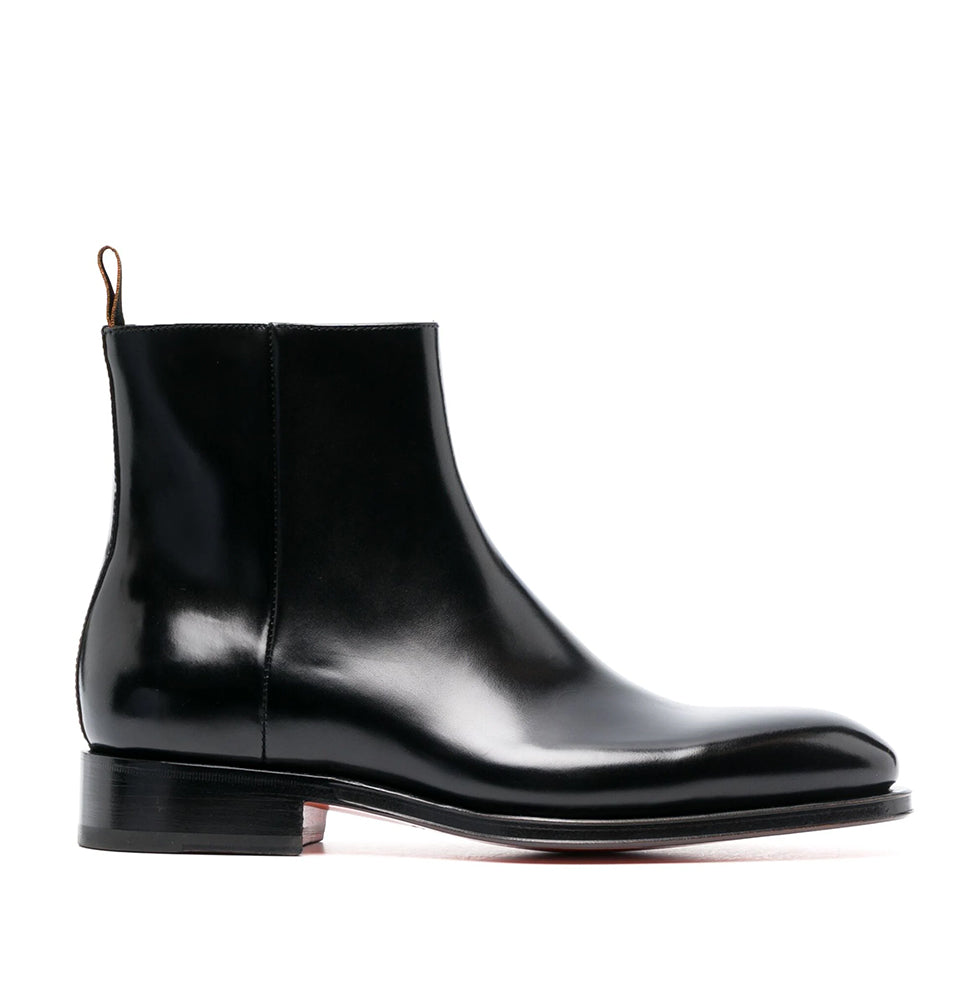 Black  Leather Boots With  Almond-Toe