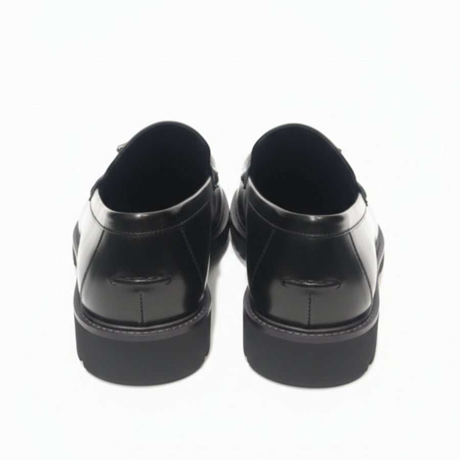Pure Solid Leather Buckled Timeless Loafers