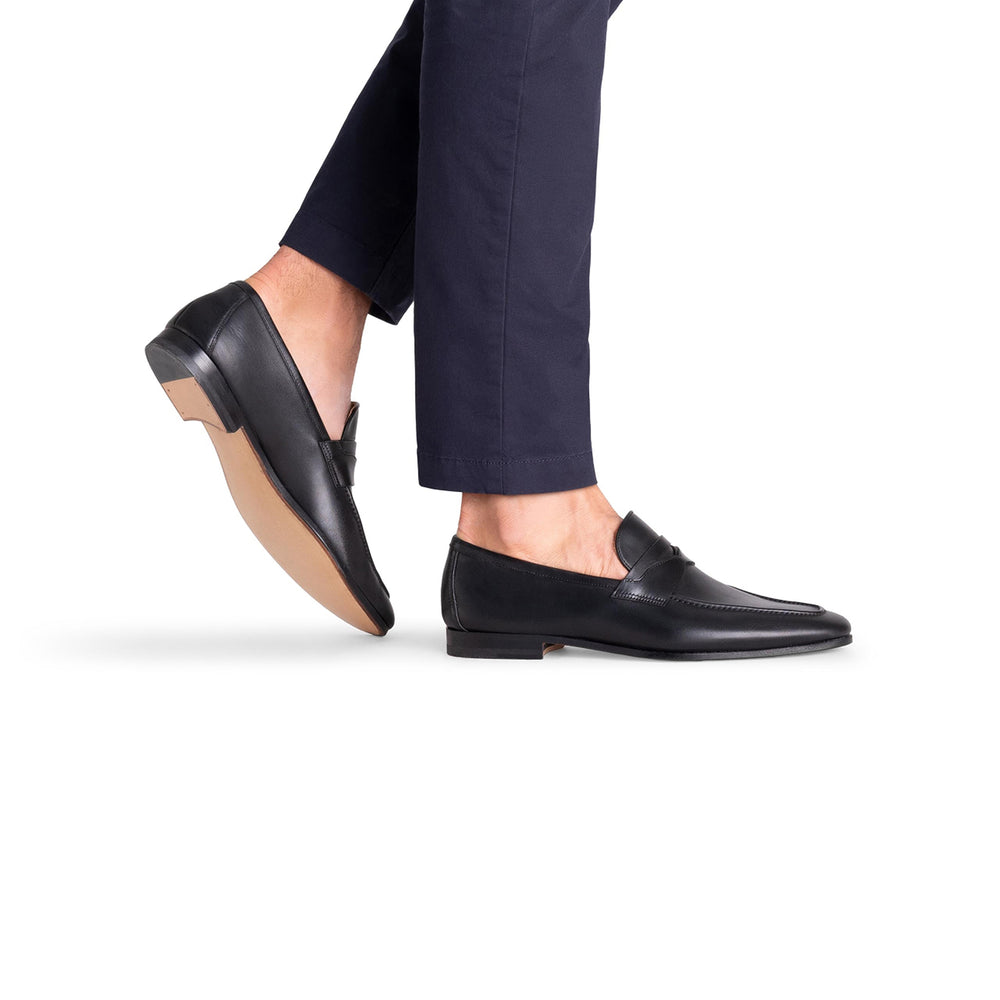 Utilizes Classic Penny Loafer