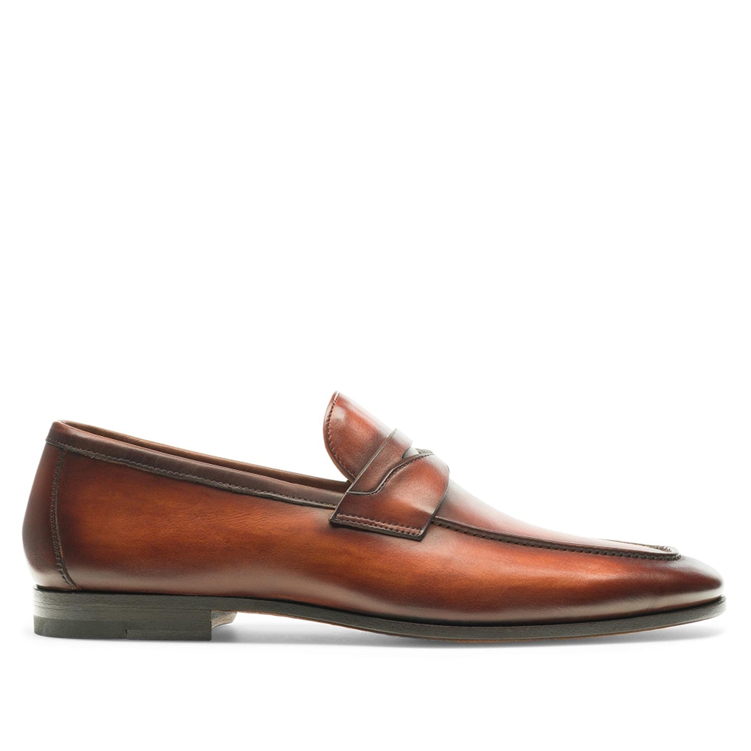 Sasso Utilizes Classic Penny Loafer