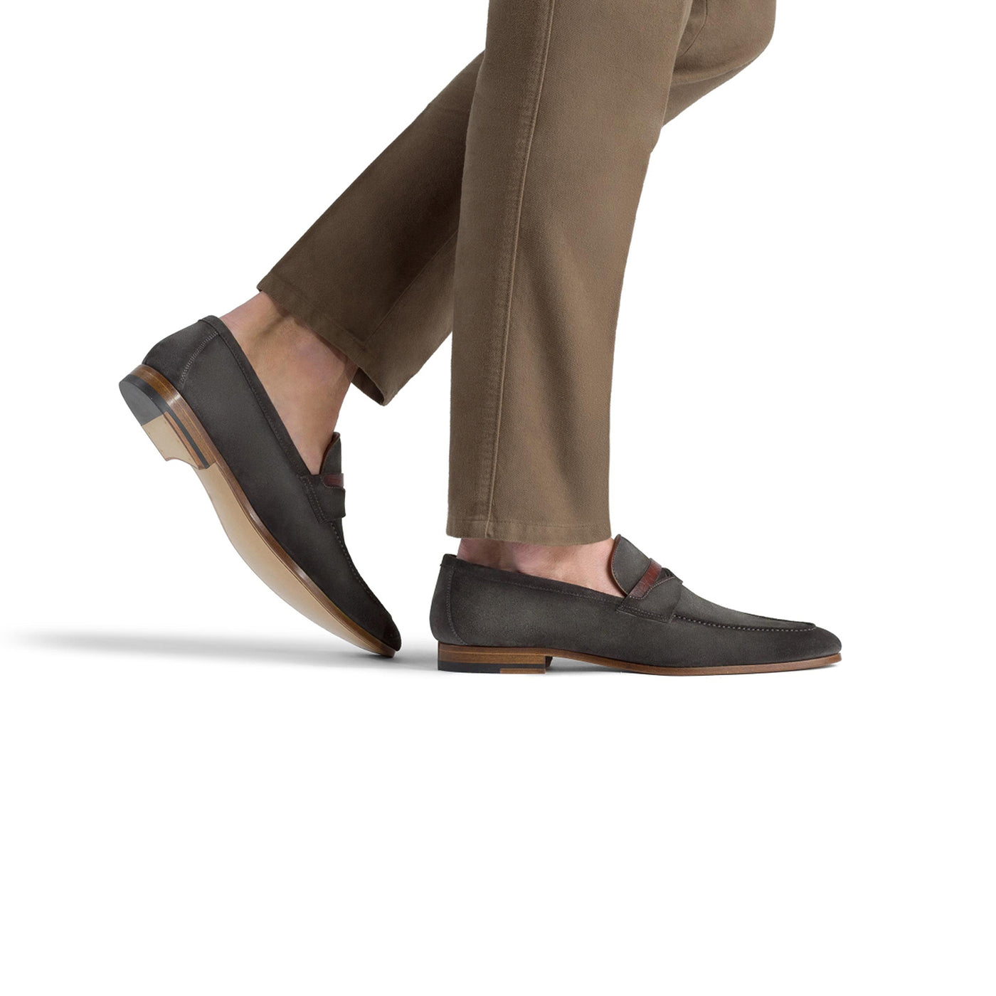 Utilizes Classic Penny Loafer