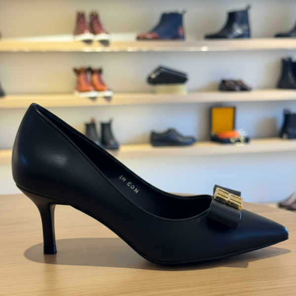 Italian Pointed Closed toe Bow Kitten Heeled - Black