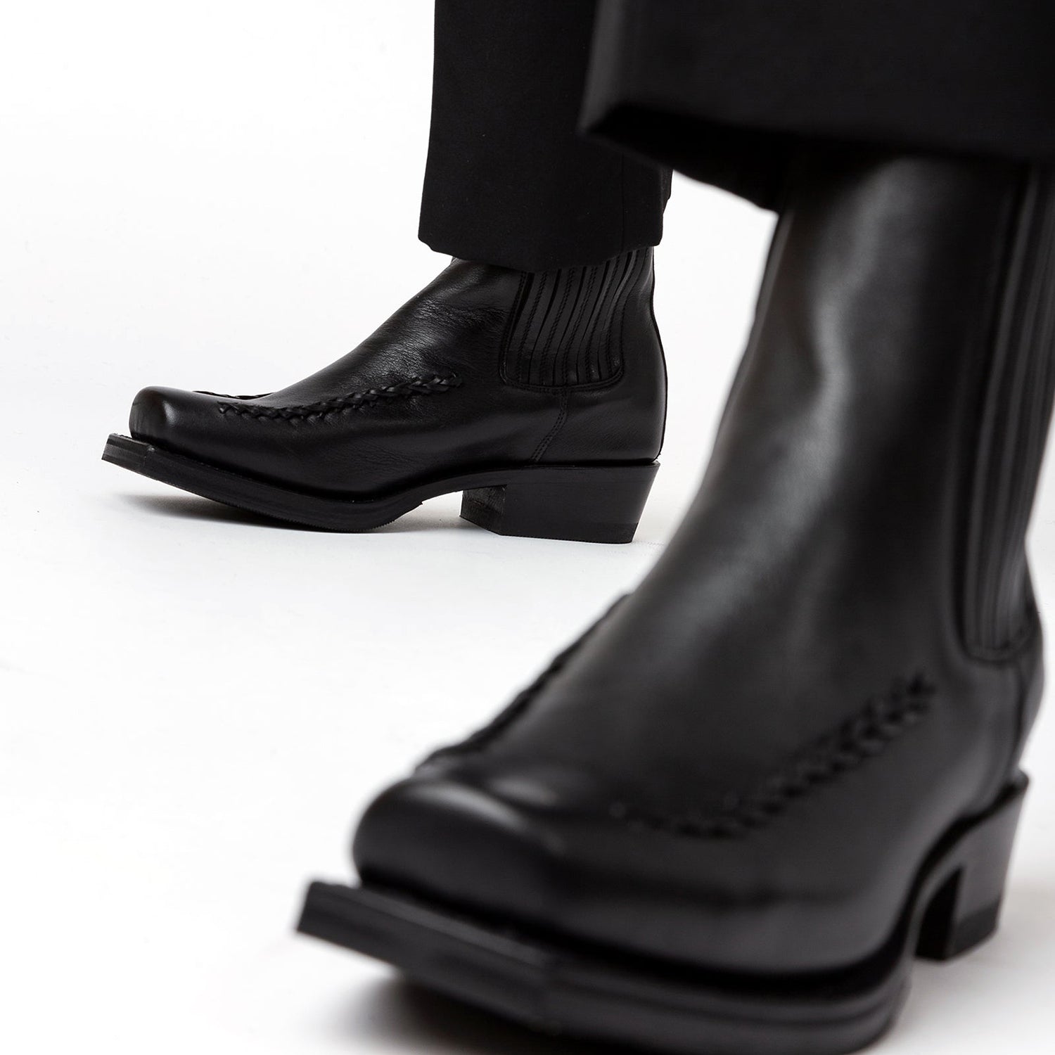 Men's Square-Toe Brown Braided Detail Chelsea Boot