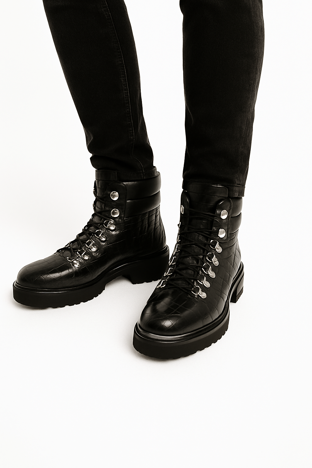 Croco Deep Cut Leather Lace UP Ankle Boot Black