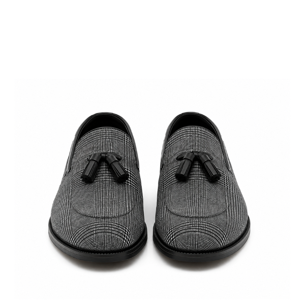 Classic Charm Plaid Pattern Tassel Loafer