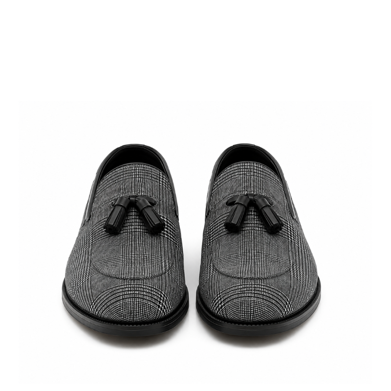 Classic Charm Plaid Pattern Tassel Loafer