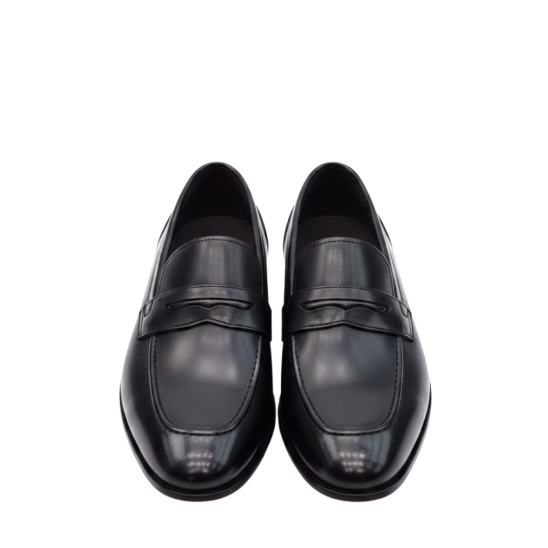 Classic Italian Loafers With Regal Finish