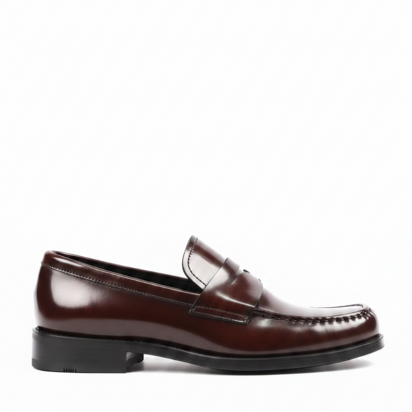 Classic Majesty MocäóïToe Penny Strap Loafers