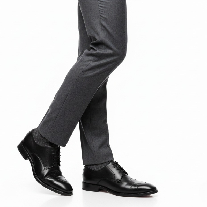 Classic Two-Tone Brogue Oxfords With Geometry Elegance