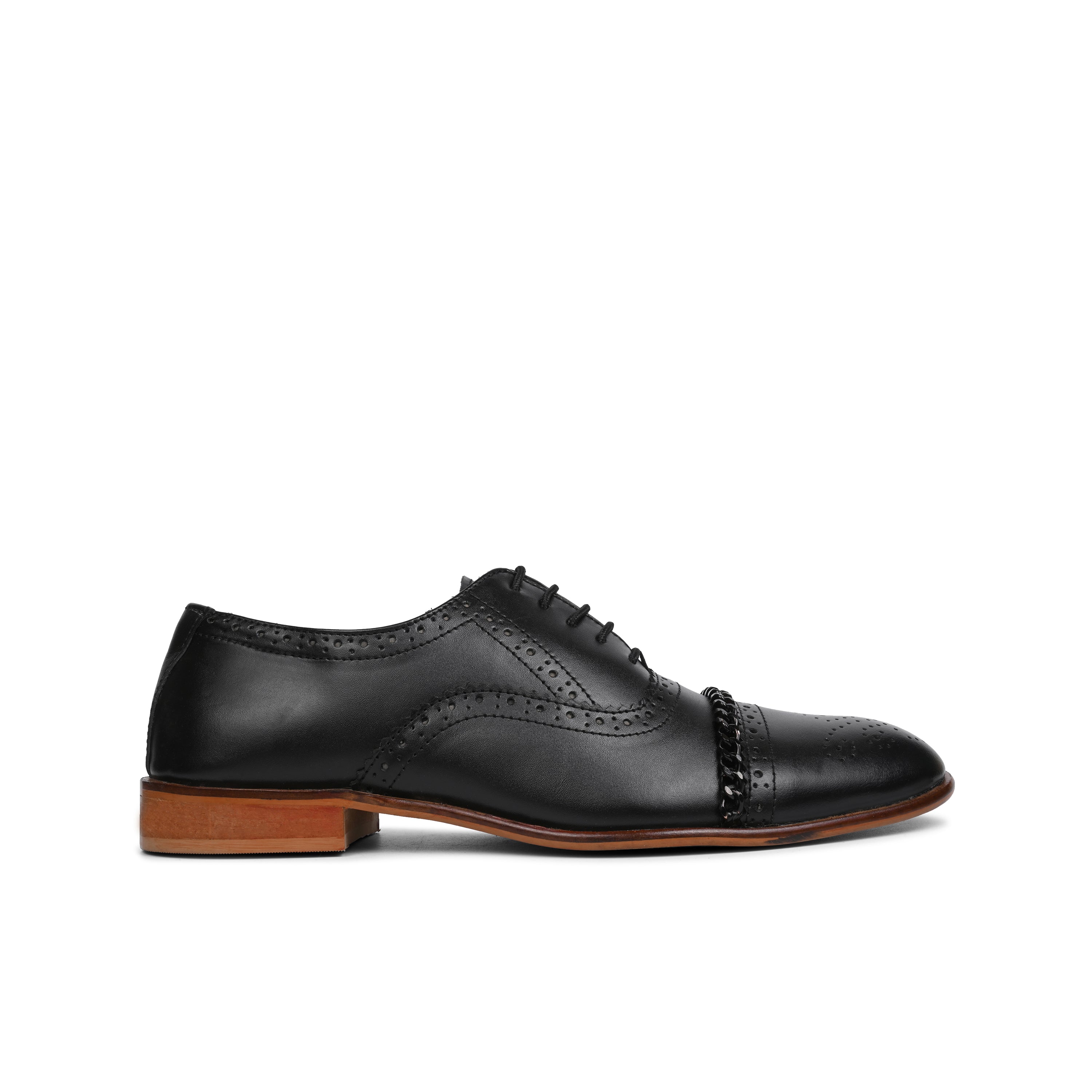 Derby Shoes With Chain
